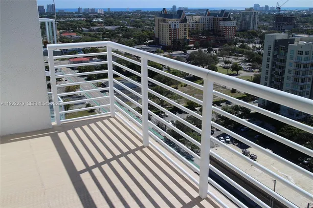 $475,000 | 315 Northeast 3rd Avenue, Unit 2005, Fort Lauderdale, FL 33301