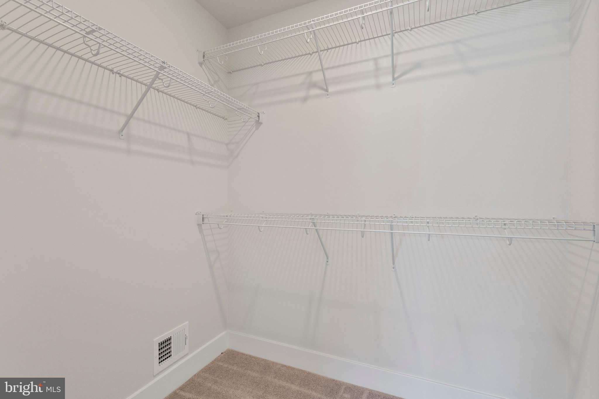1822 Parham Way Baltimore, MD 21244 - Photo 24 of 38
