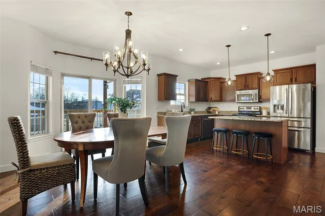 $459,000 | 120 Meridian Oaks Drive, Glen Carbon, IL 62034