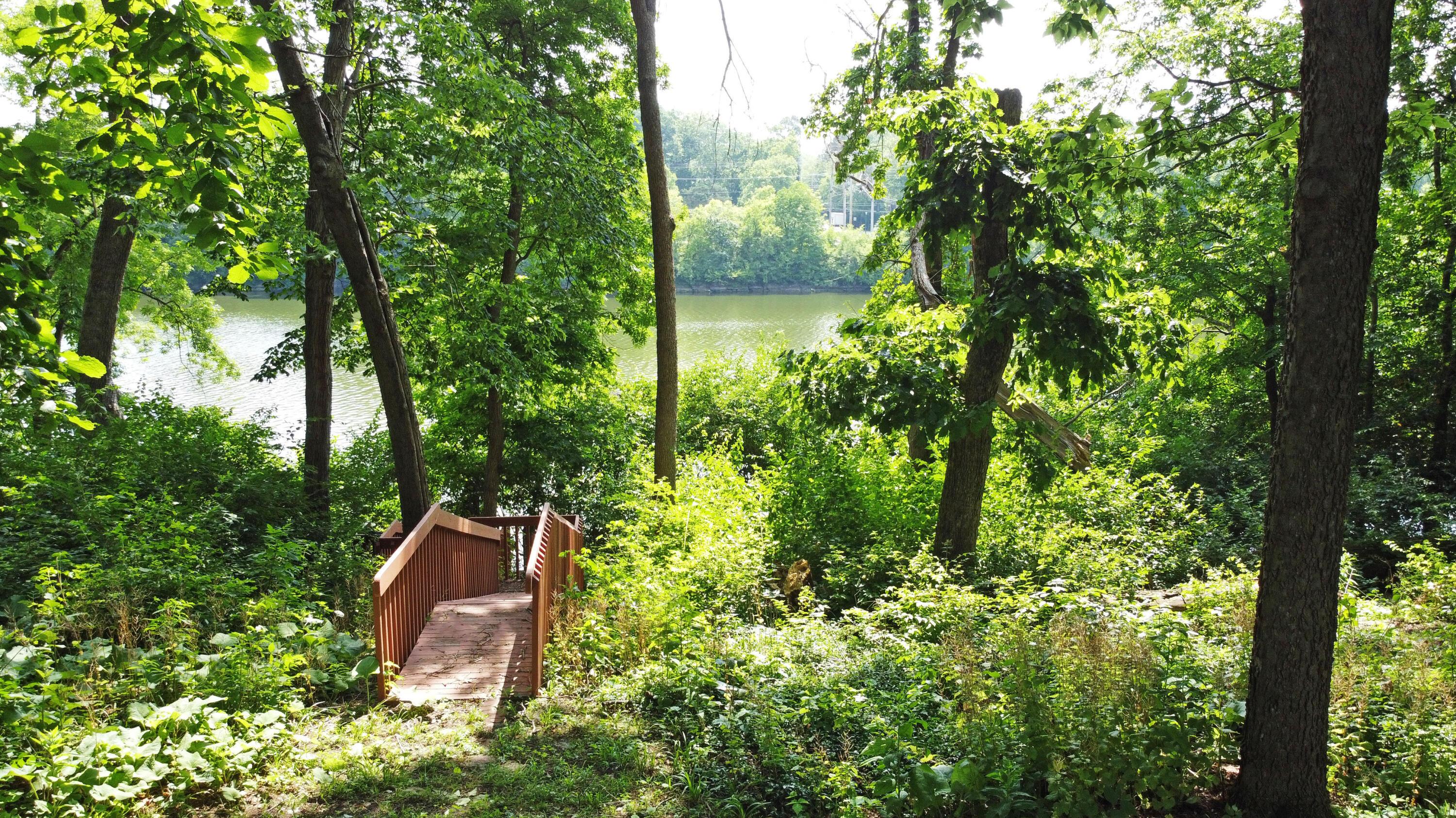 4300 Dublin Road Columbus, OH 43221 - Photo 7 of 15 Steps to Dock