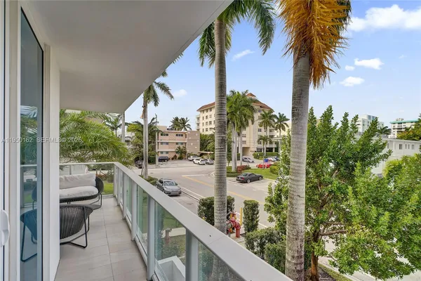 $7,000 | 1170 101st Street, Unit 201, Bay Harbor Islands, FL 33154