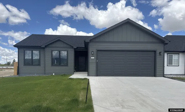 $499,900 | 4500 Shale Circle, Mills, WY 82644