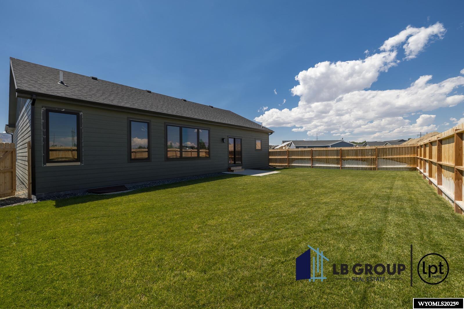 4500 Shale Circle Mills, WY 82644 - Photo 14 of 18