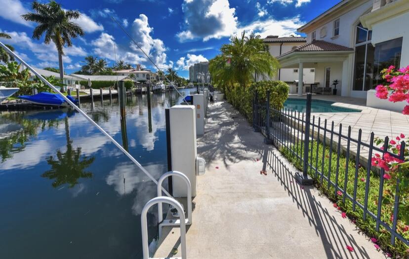 839 Coventry Street Boca Raton, FL 33487 - Photo 18 of 63 Dock