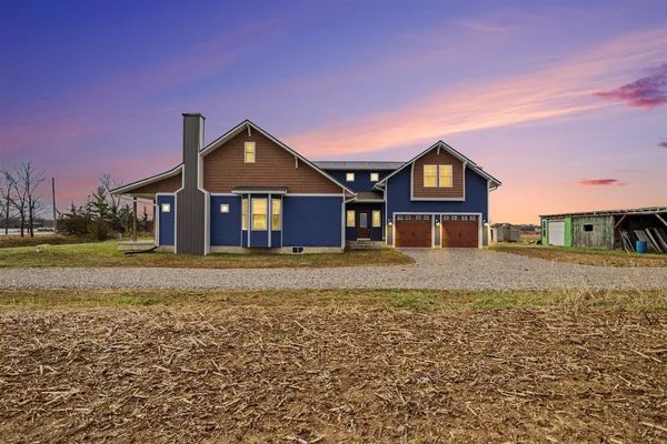 $450,000 | 930 Dutch School Road, Bronson, MI 49028
