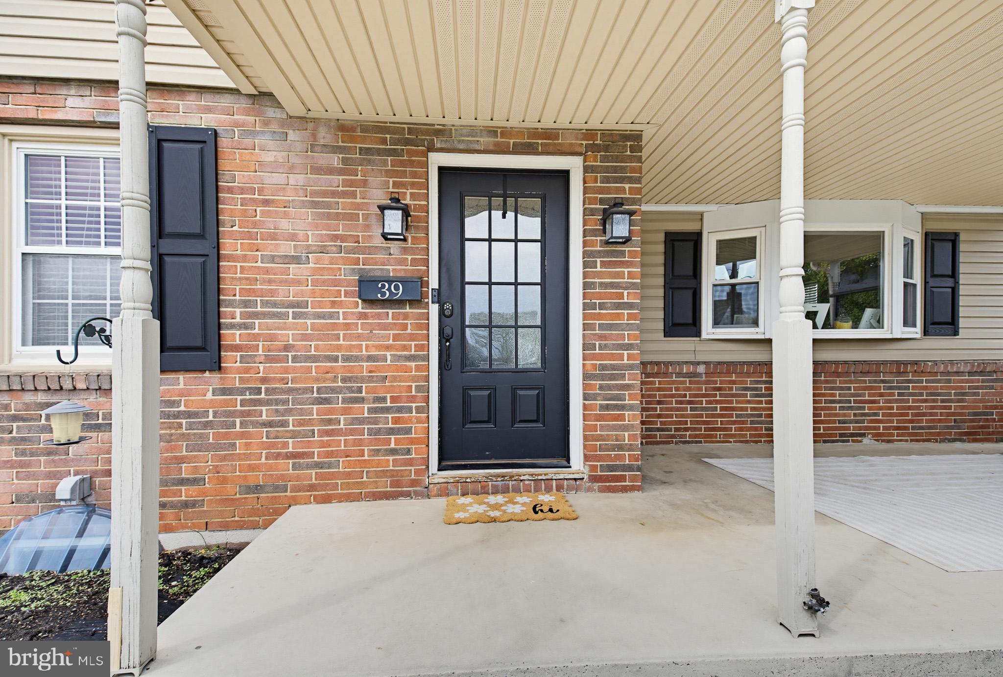 39 Rupp Street Middletown, PA 17057 - Photo 4 of 45 Charming entryway with classic appeal.