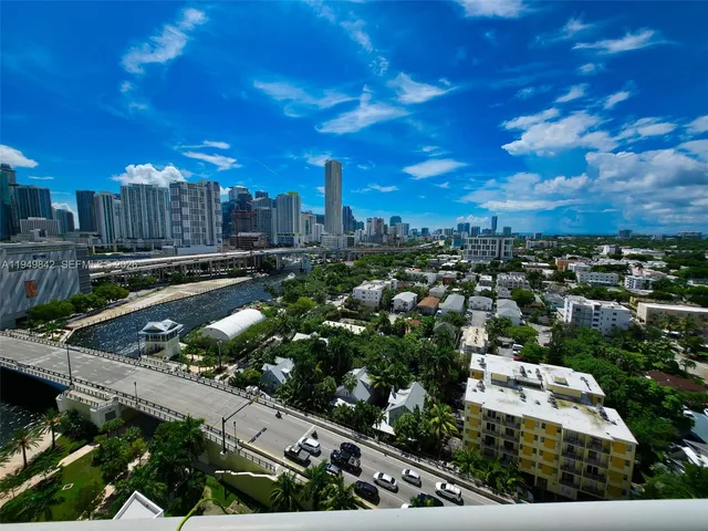 $3,300 | 10 Southwest South River Drive, Unit 1704, Miami, FL 33130