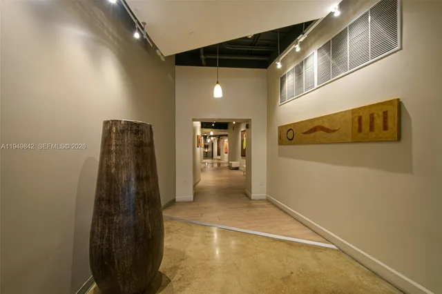 $3,300 | 10 Southwest South River Drive, Unit 1704, Miami, FL 33130