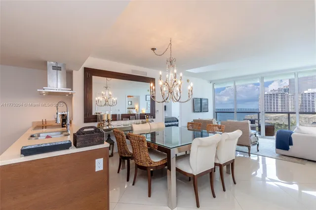 $6,100 | 495 Brickell Avenue, Unit 1005, Miami, FL 33131