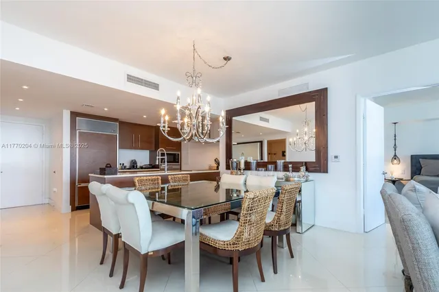 $6,100 | 495 Brickell Avenue, Unit 1005, Miami, FL 33131