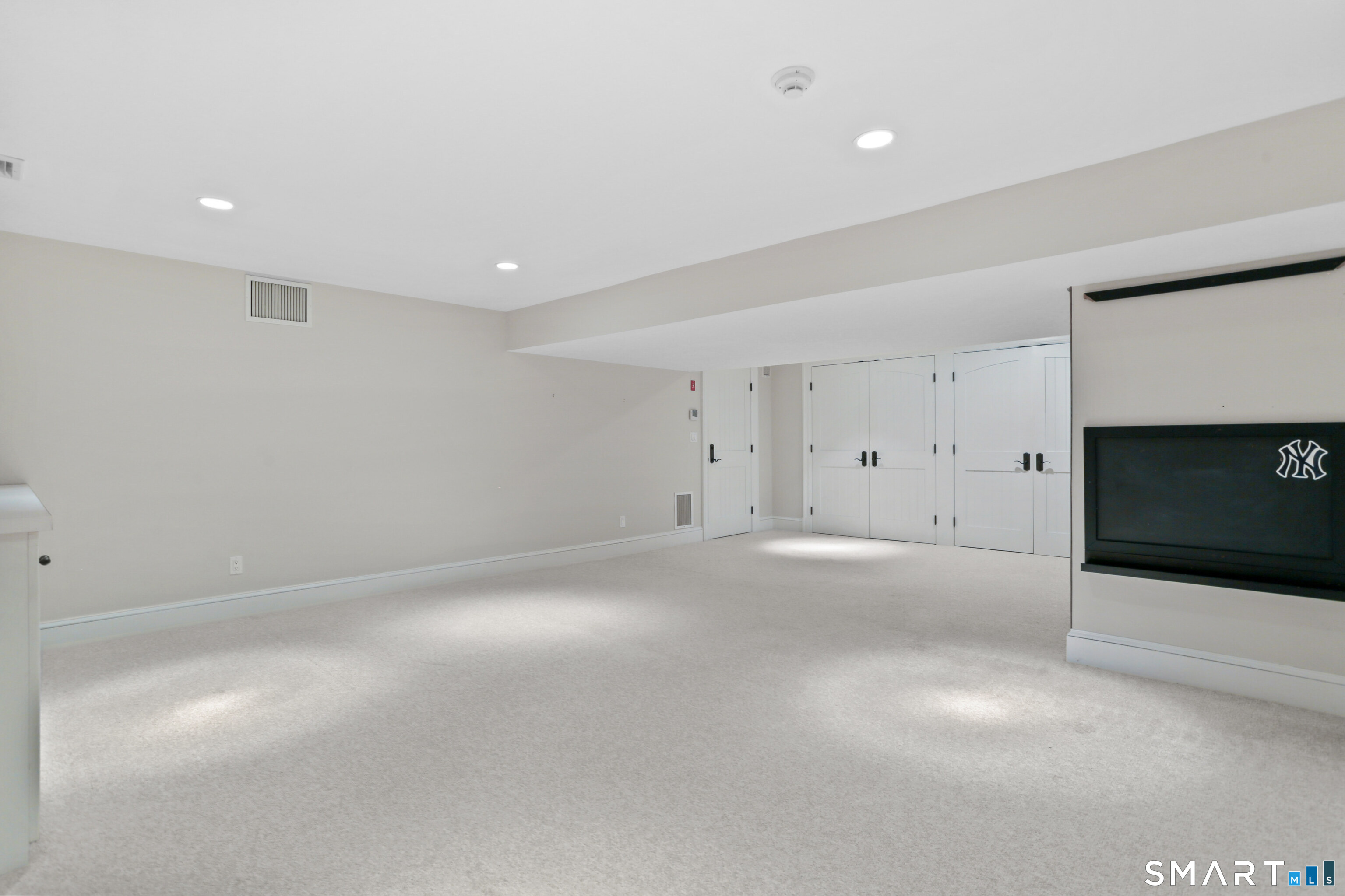 73 Lake Wind Road New Canaan, CT 06840 - Photo 39 of 47