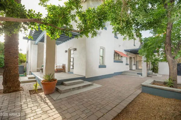 $1,600,000 | 69 West Lynwood Street, Phoenix, AZ 85004