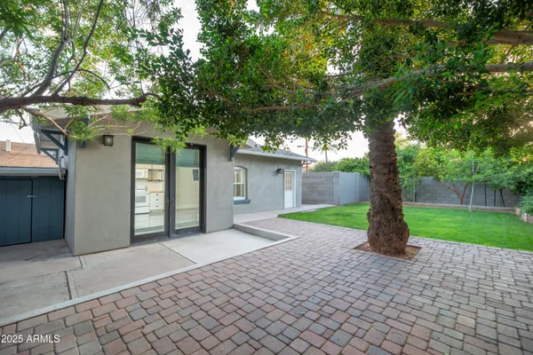 $1,600,000 | 69 West Lynwood Street, Phoenix, AZ 85004