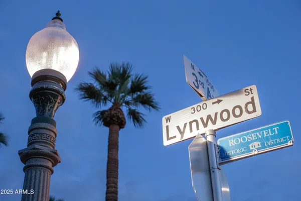 $1,600,000 | 69 West Lynwood Street, Phoenix, AZ 85004