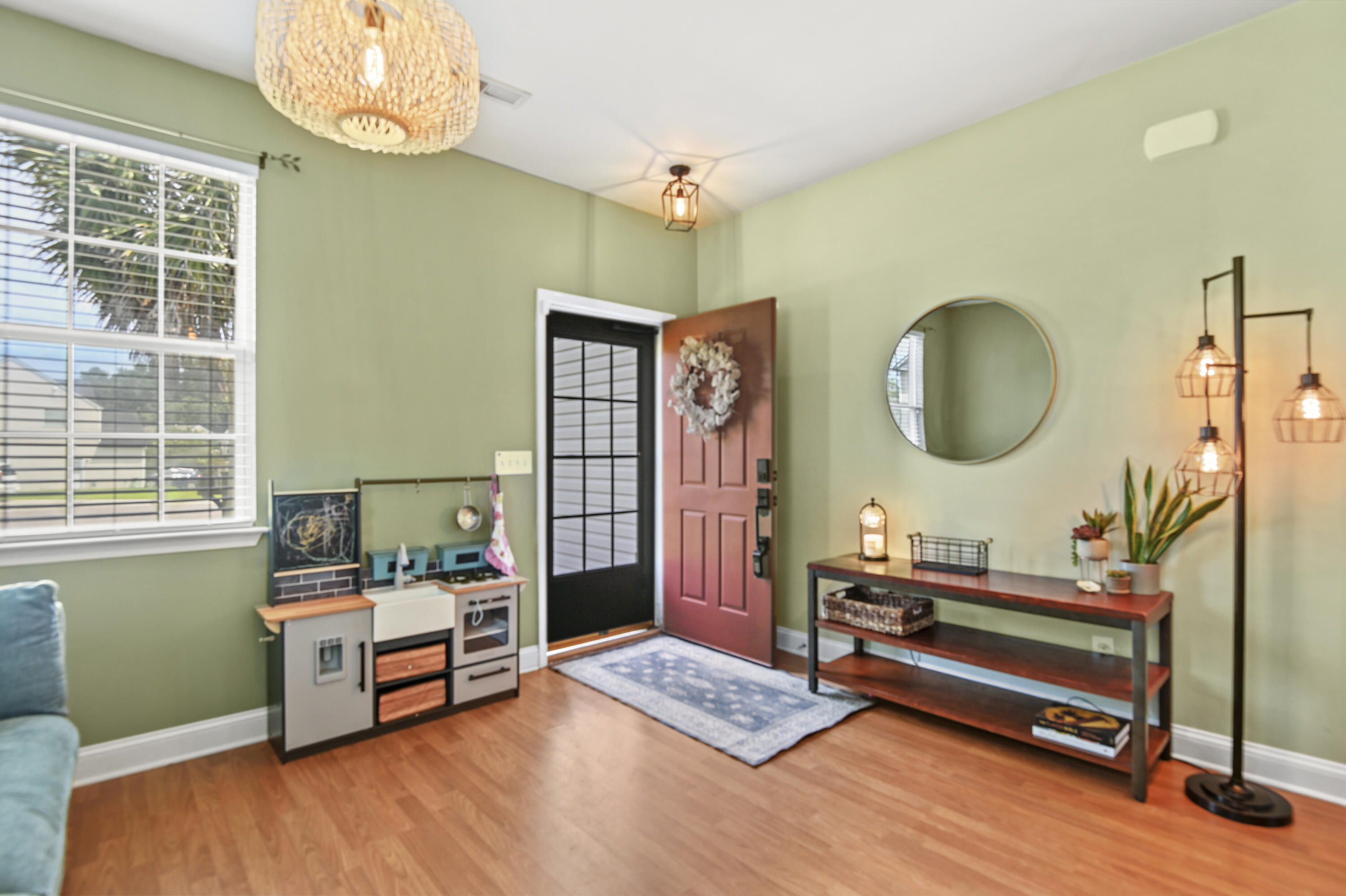 5029 Whitfield Court Summerville, SC 29485 - Photo 5 of 37 _DSC9661