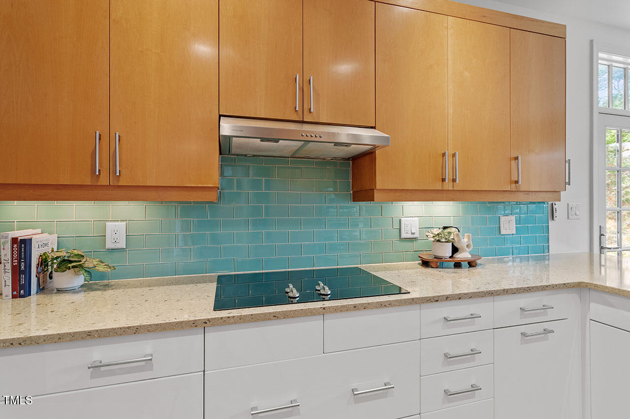 4005 George V Strong Raleigh, NC 27612 - Photo 24 of 56 Kitchen