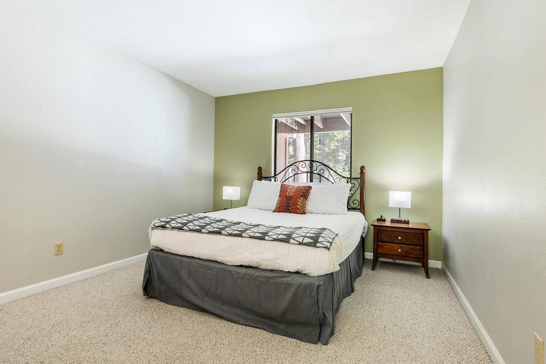 100 Basque Drive Truckee, CA 96161 - Photo 18 of 28 Gallery Image 18
