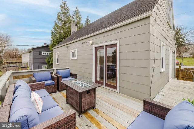 $350,000 | 54 Cinder Road, Lutherville-Timonium, MD 21093