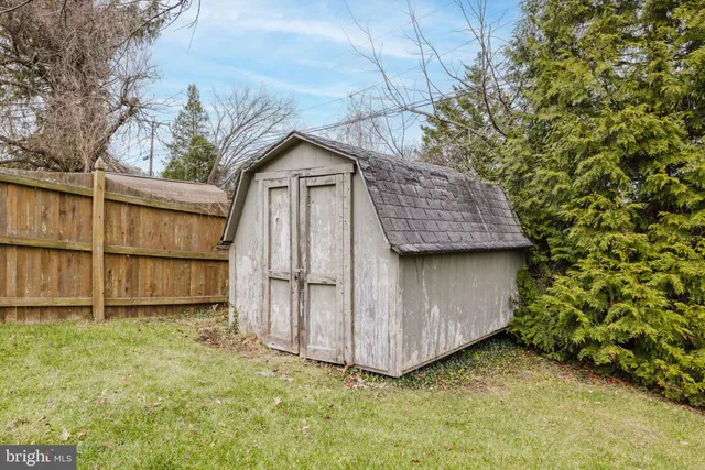 $350,000 | 54 Cinder Road, Lutherville-Timonium, MD 21093