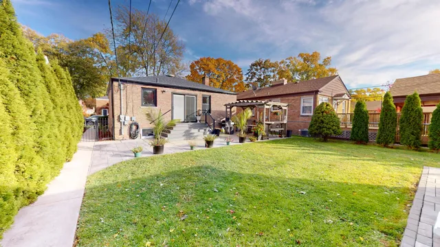 $550,000 | 8206 Keeler Avenue, Skokie, IL 60076