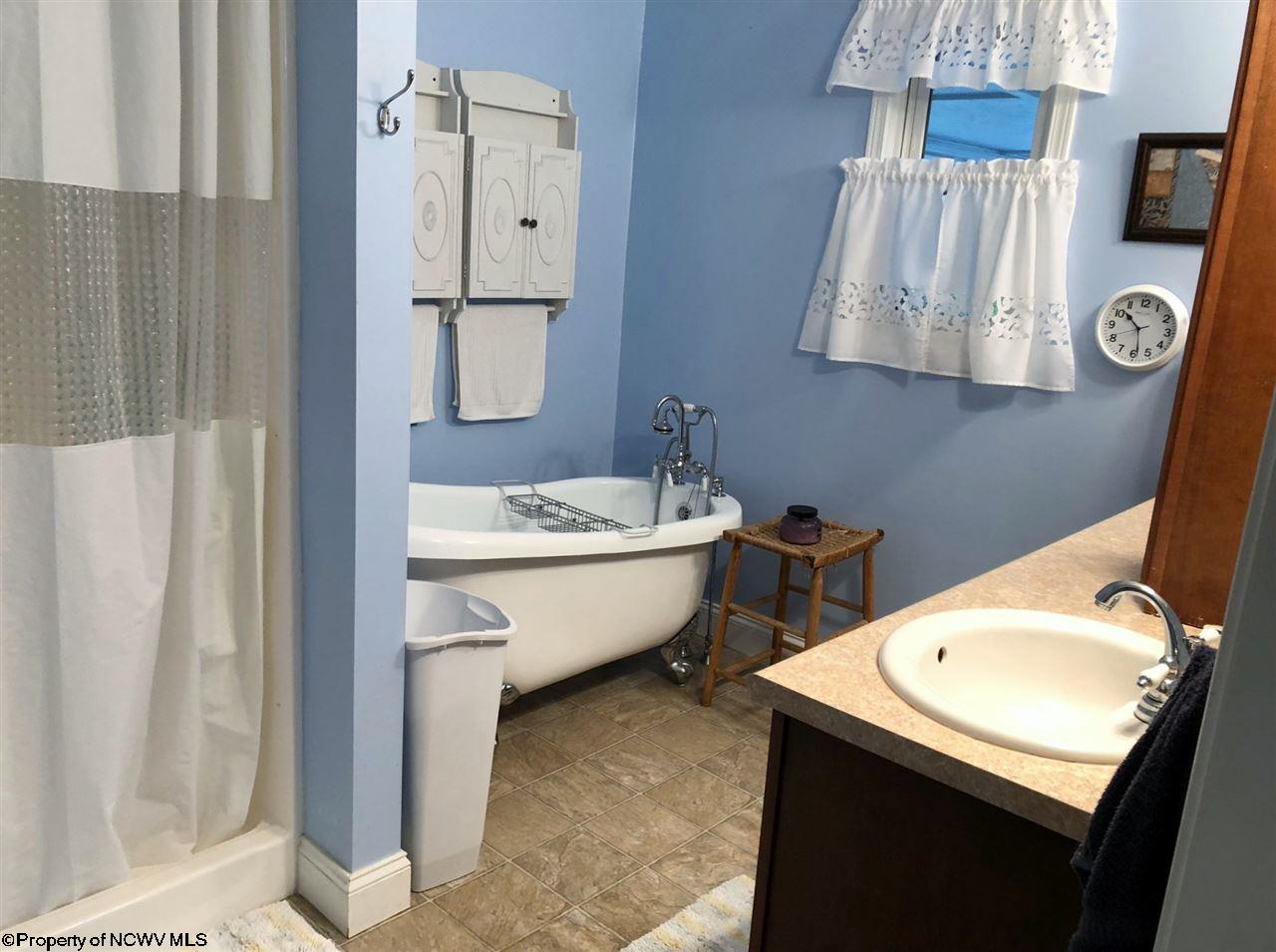 143 Powell Road Fairmont, WV 26554 - Photo 10 of 13 Gallery Image 10