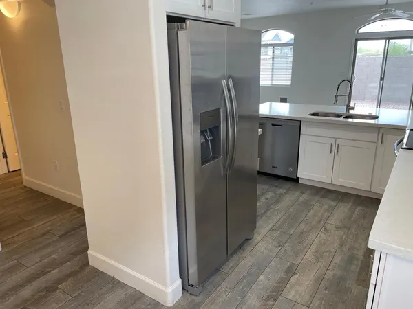$2,150 | 2150 West Alameda Road, Unit 1429, Phoenix, AZ 85085