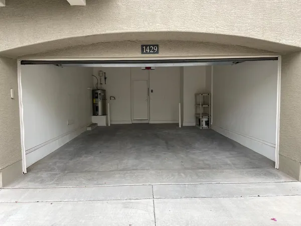 $2,150 | 2150 West Alameda Road, Unit 1429, Phoenix, AZ 85085