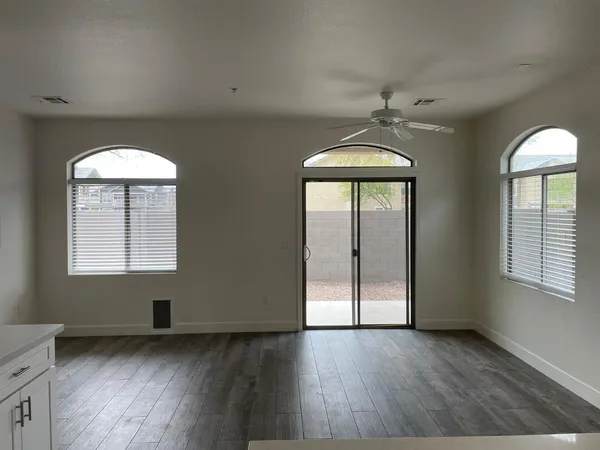 $2,095 | 2150 West Alameda Road, Unit 1429, Phoenix, AZ 85085