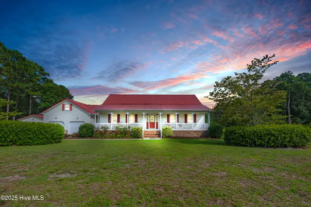 $435,000 | 497 Hardison Drive, Minnesott Beach, NC 28510