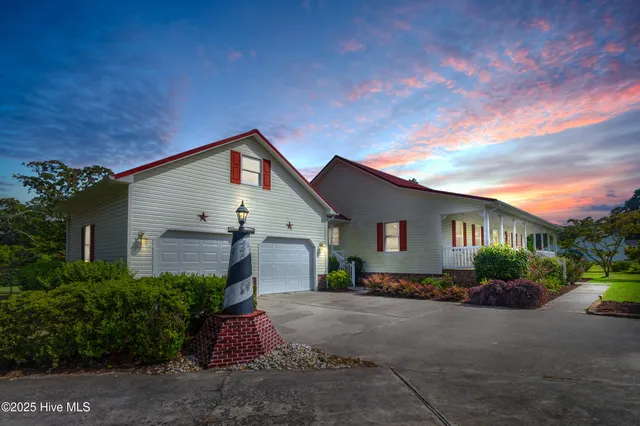 $435,000 | 497 Hardison Drive, Minnesott Beach, NC 28510