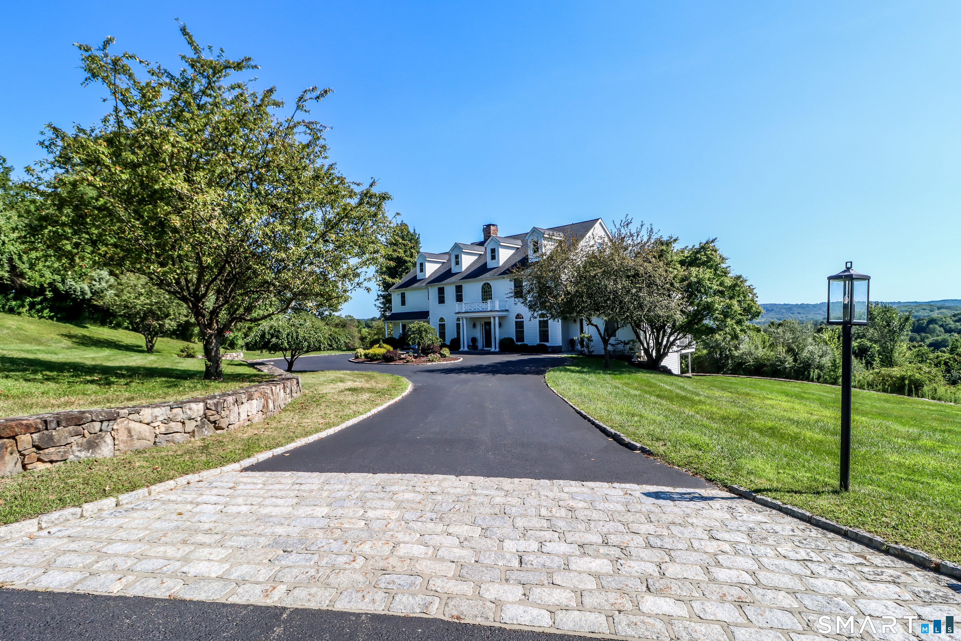 10 Trailing Ridge Road Brookfield, CT 06804 - Photo 2 of 40