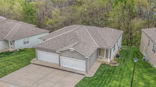 $265,000 | 3303 North 103rd Court, Kansas City, KS 66109