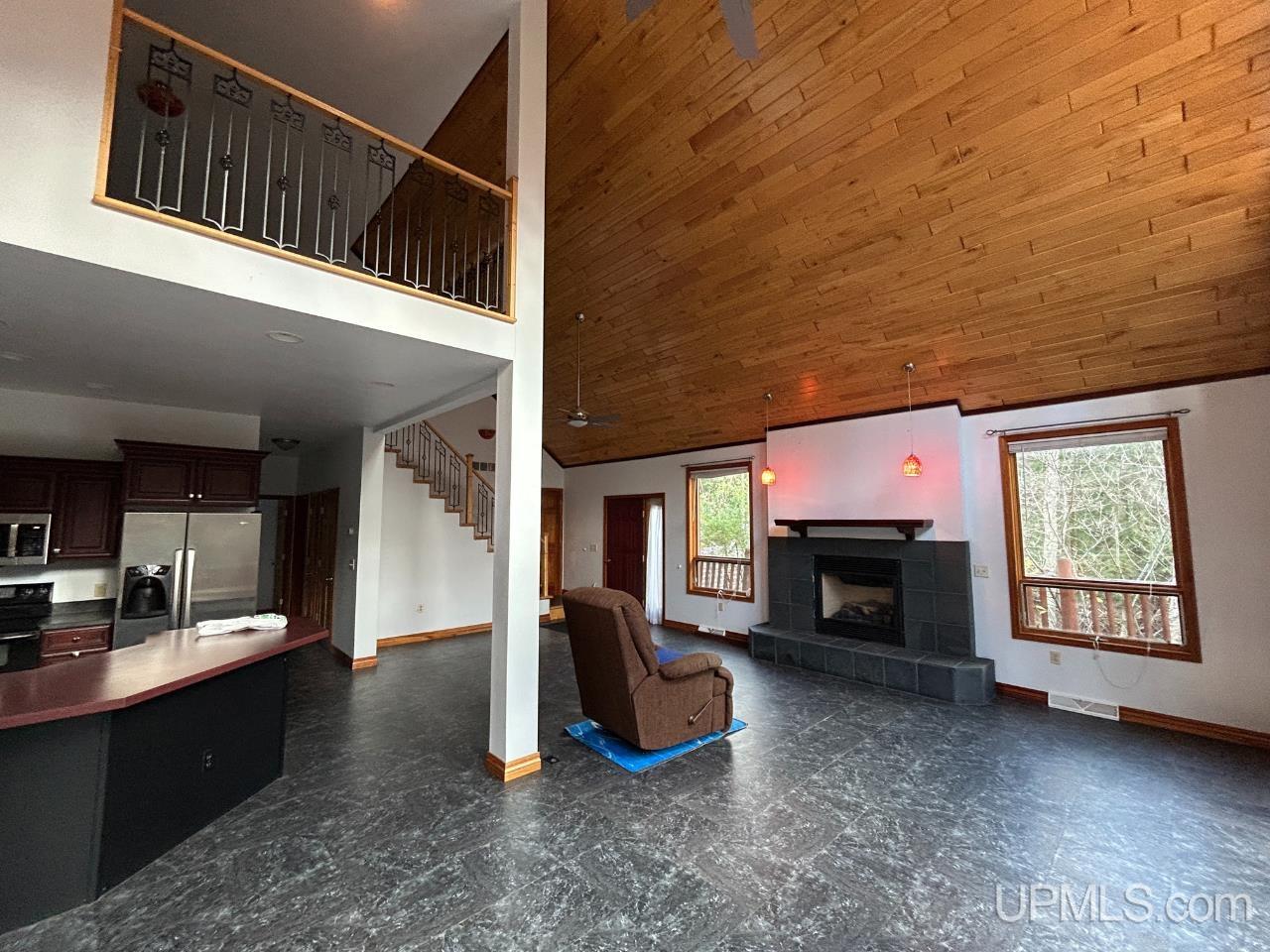 5275 23 1/2 Road Gladstone, MI 49837 - Photo 25 of 68