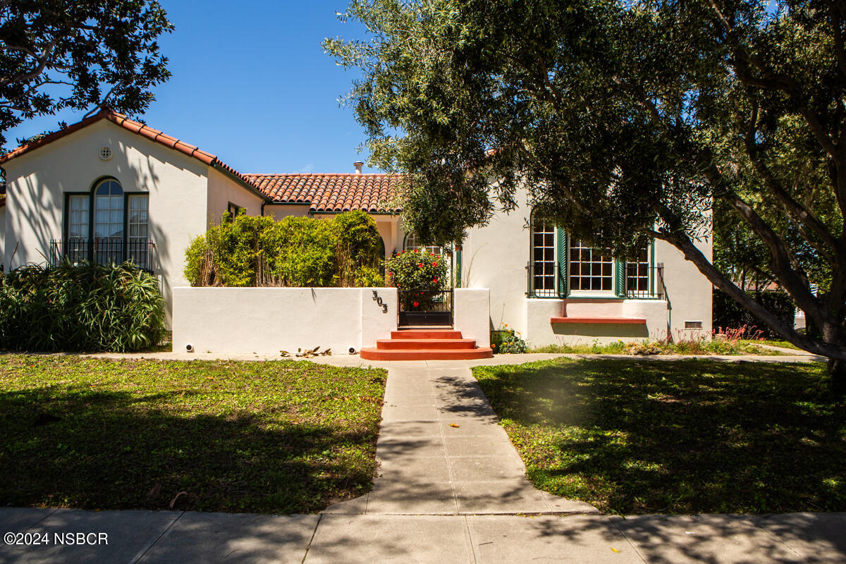 CF655F03-A9E8-4CC0-81F9-9B0C300E9D28