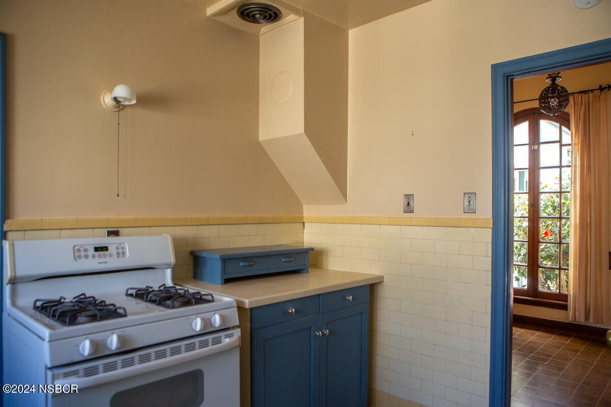 303 West Walnut Avenue Lompoc, CA 93436 - Photo 25 of 67 651FD504-AEB9-4F6C-9CEA-0DA380194B69
