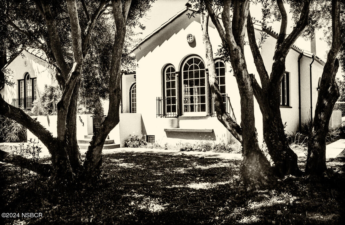 303 West Walnut Avenue Lompoc, CA 93436 - Photo 9 of 67 B9C6F7C7-4D57-43A3-BD73-827D900D61FD