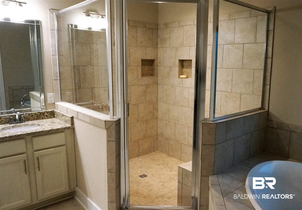 18413 Treasure Oaks Road Gulf Shores, AL 36542 - Photo 21 of 31 Incredible shower