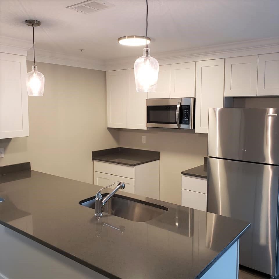 10 4th Street, Unit 401 Dover, NH 03820 - Photo 4 of 25