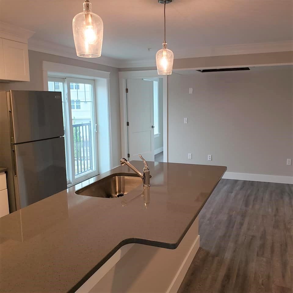 10 4th Street, Unit 401 Dover, NH 03820 - Photo 5 of 25