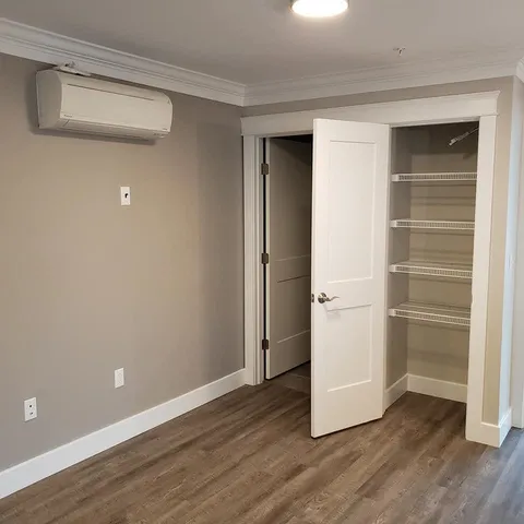 $2,300 | 10 4th Street, Unit 401, Dover, NH 03820