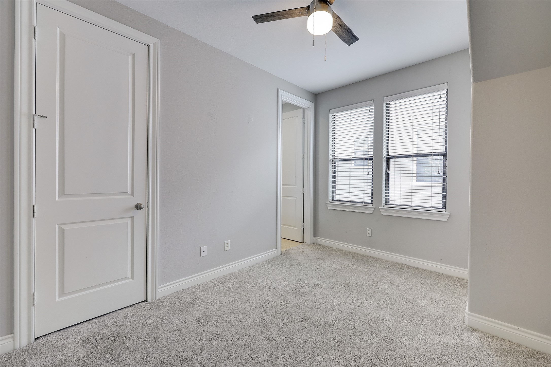 3245 Maxroy Street Houston, TX 77008 - Photo 22 of 31