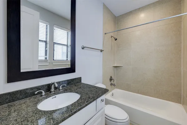 $2,950 | 3245 Maxroy Street, Houston, TX 77008