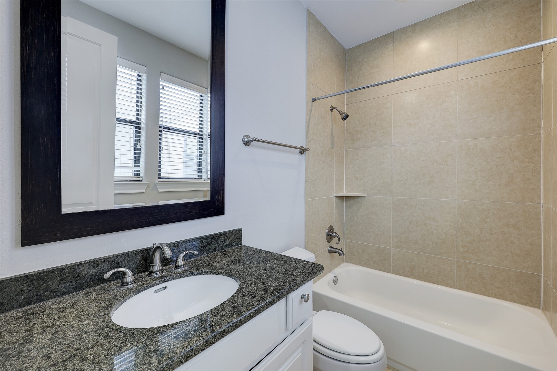 3245 Maxroy Street Houston, TX 77008 - Photo 23 of 31