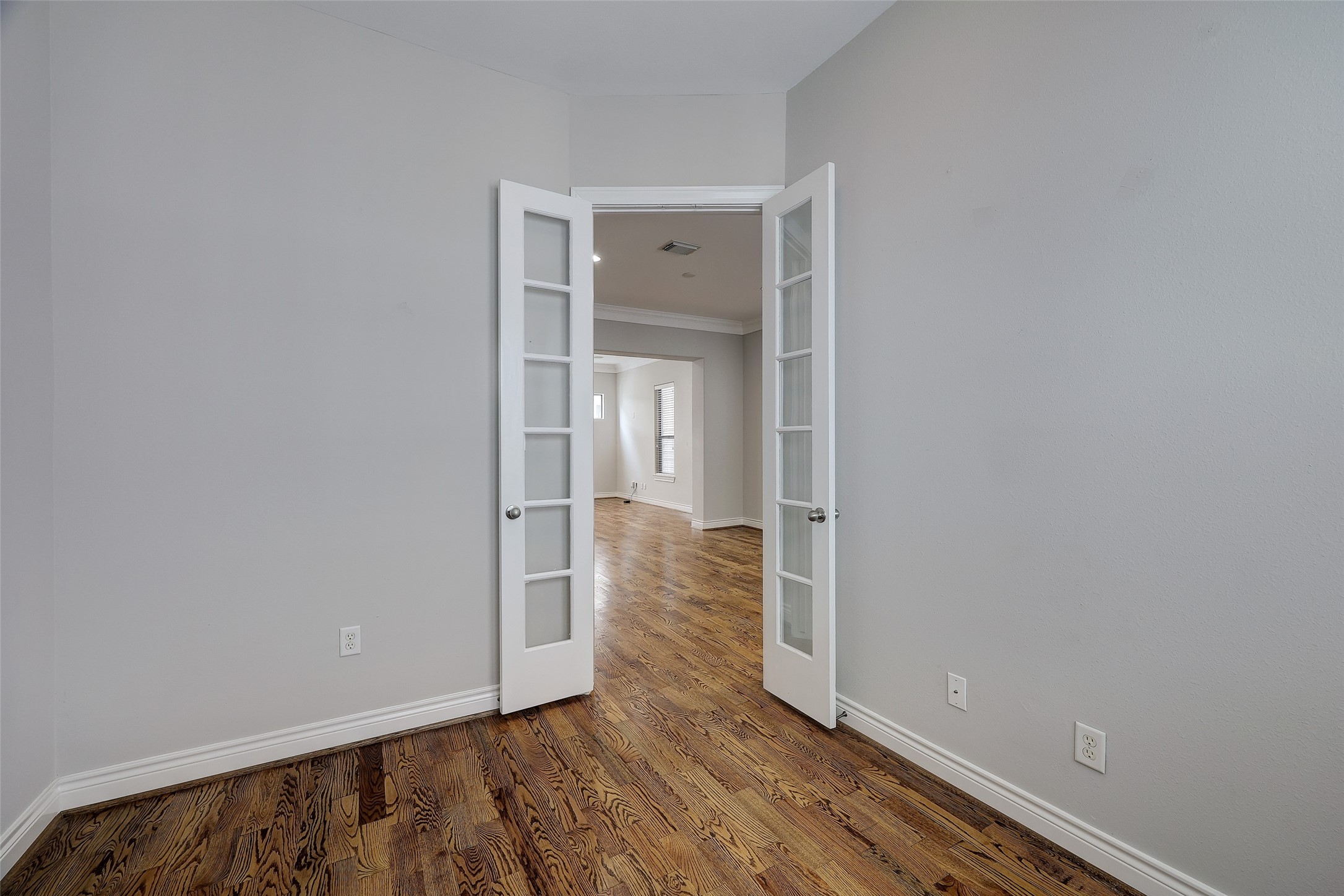 3245 Maxroy Street Houston, TX 77008 - Photo 29 of 31