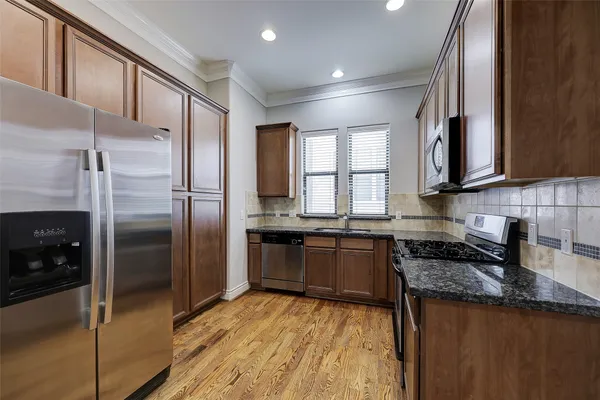 $2,950 | 3245 Maxroy Street, Houston, TX 77008