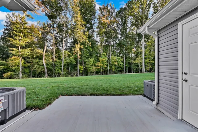 $215,900 | 131 Quarry Point Drive, Unit C131, Clarksville, TN 37043