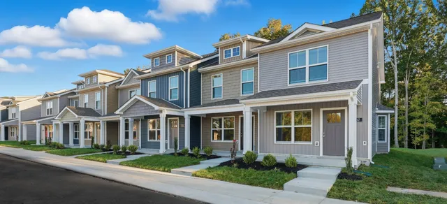 $215,900 | 131 Quarry Point Drive, Unit C131, Clarksville, TN 37043