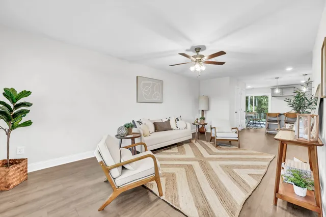 $215,900 | 131 Quarry Point Drive, Unit C131, Clarksville, TN 37043