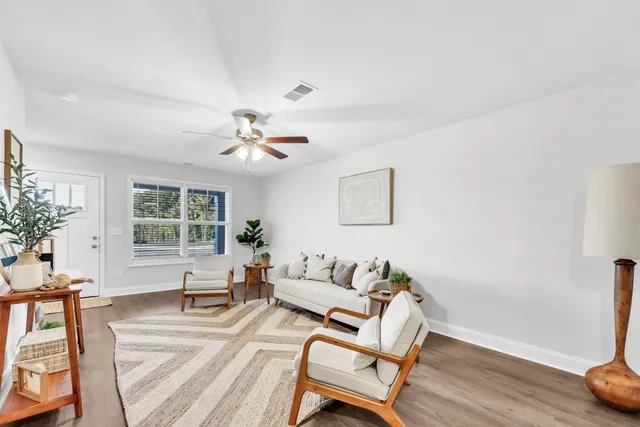 $215,900 | 131 Quarry Point Drive, Unit C131, Clarksville, TN 37043