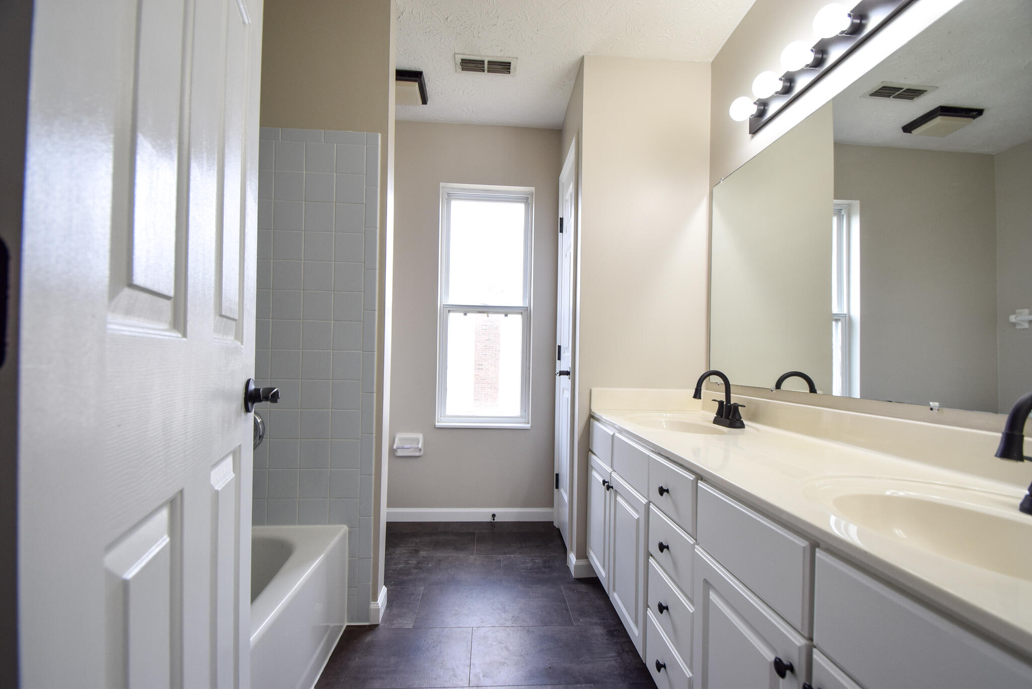 2237 Hunters Ridge Boulevard Dayton, OH 45434 - Photo 41 of 62